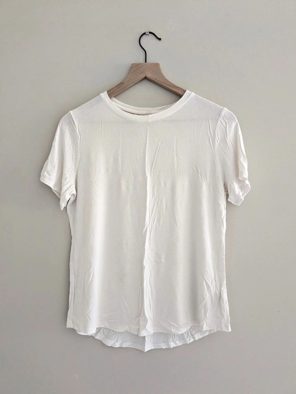 Old Navy Luxe Crew-Neck T-Shirt Short Sleeve Tee in White Medium